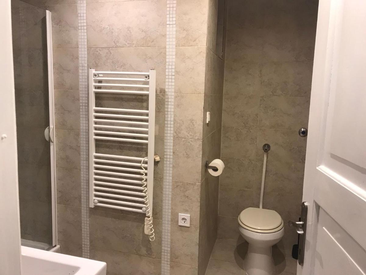Zonaflat - Opera Apartment Budapest Luaran gambar