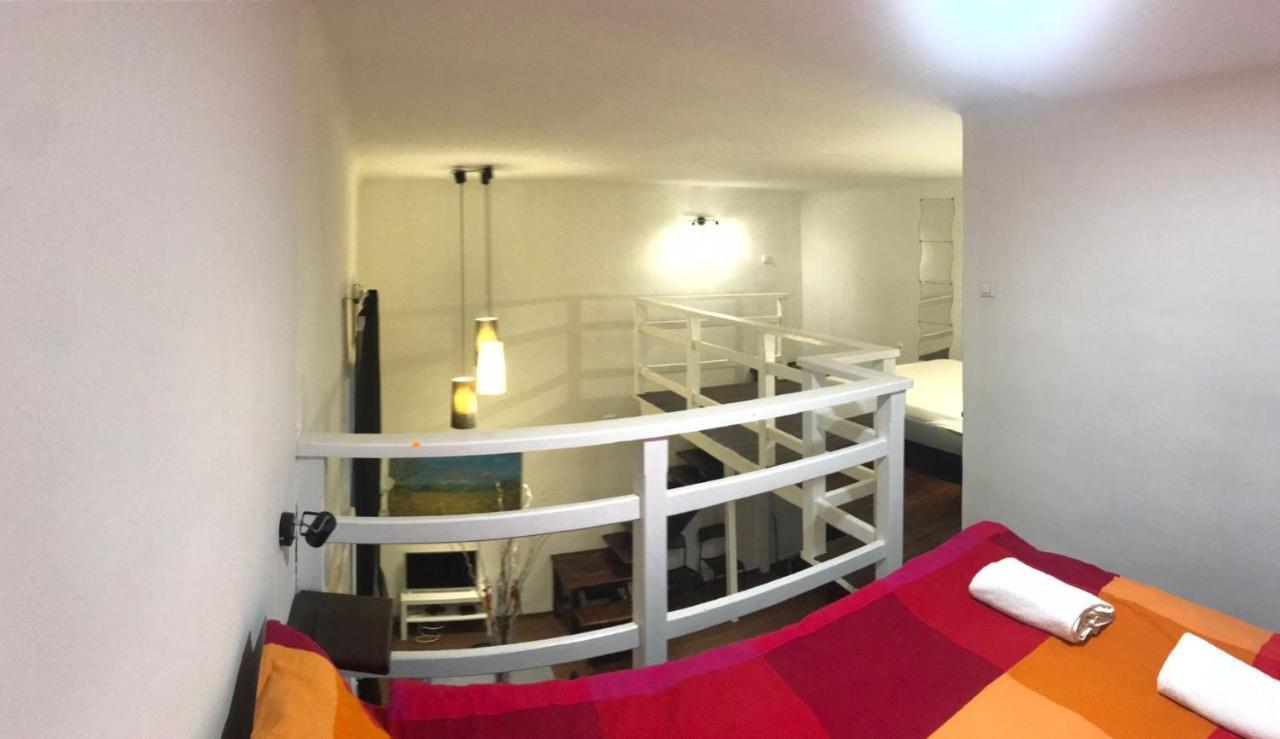 Zonaflat - Opera Apartment Budapest Luaran gambar