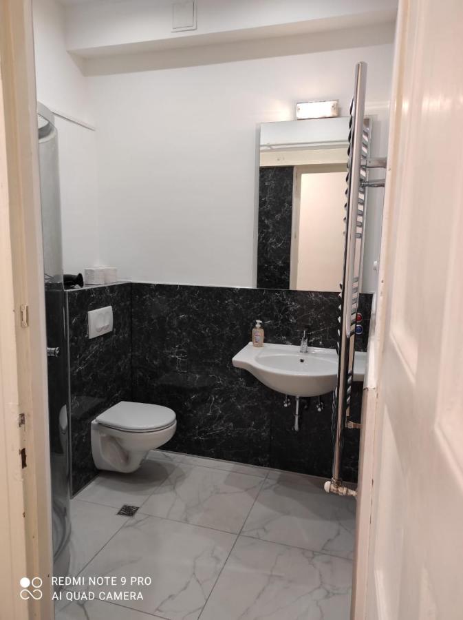 Zonaflat - Opera Apartment Budapest Luaran gambar