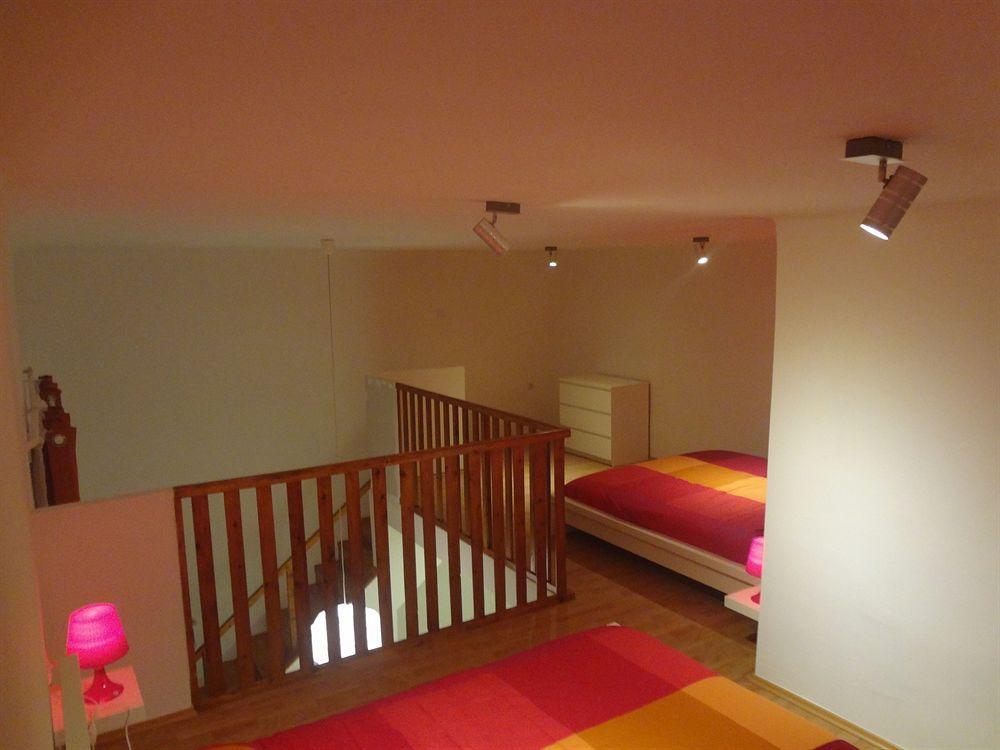 Zonaflat - Opera Apartment Budapest Luaran gambar