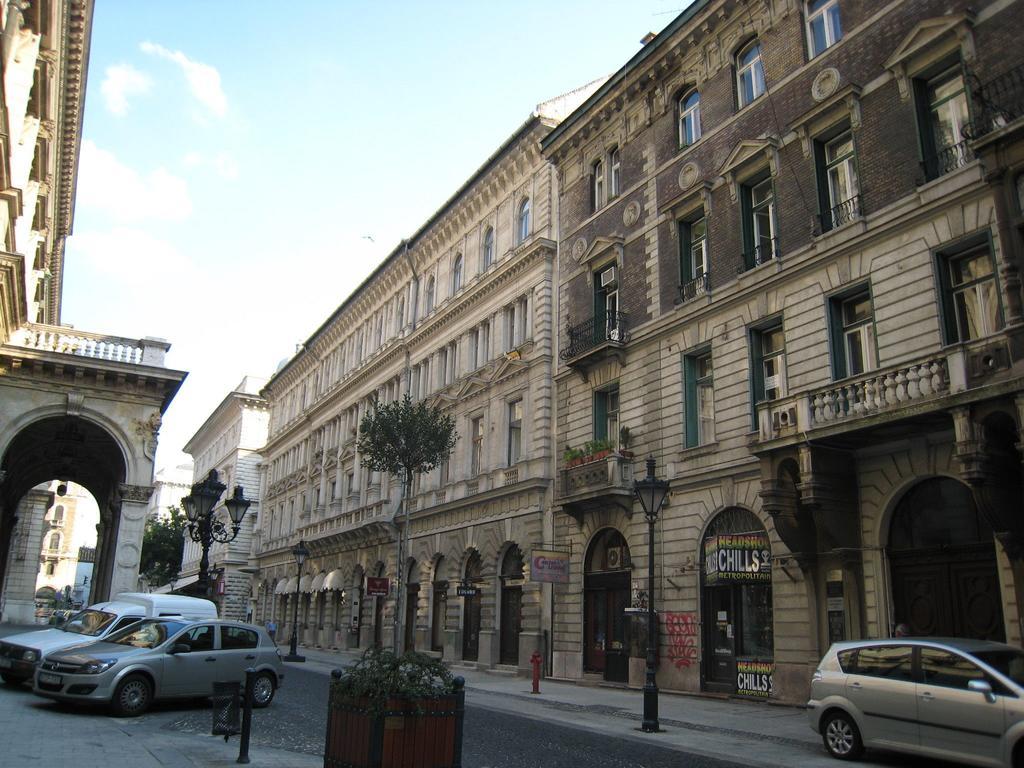 Zonaflat - Opera Apartment Budapest Luaran gambar