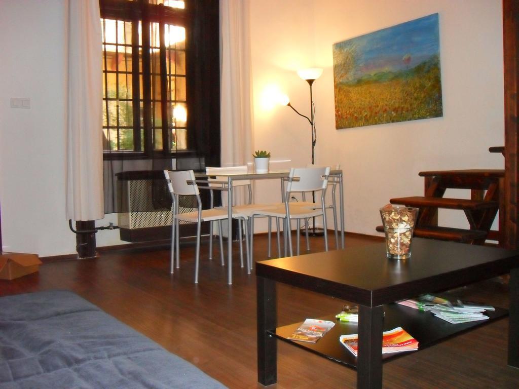 Zonaflat - Opera Apartment Budapest Luaran gambar