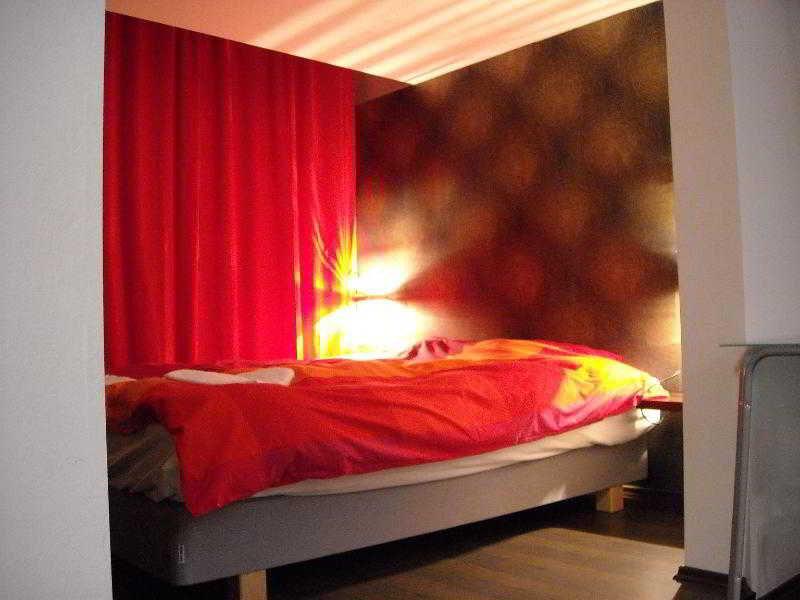 Zonaflat - Opera Apartment Budapest Luaran gambar