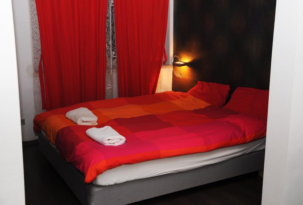 Zonaflat - Opera Apartment Budapest Luaran gambar